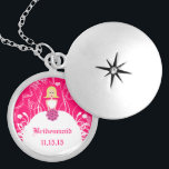 Colar Medalhão Blonde Fuchsia Wedding Bridesmaid Necklace<br><div class="desc">Colares de Manutenção Escolha Término Dourado Prateado Prateado ou Personalizado Personalizado Único Silver Silver Silver!Colares de Festas de casamento de Presença de Natal - para alterar a cor de fundo - clique em personalizar - clique em editar - escolha a última ferramenta no menu suspenso e escolha entre uma das...</div>