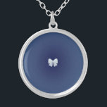 Colar Personalizado Elegante - Bridesmaid Perfeita<br><div class="desc">Celebre seu dia especial com um toque sincero e personalizado! Este elegante colar personalizado é a forma perfeita de obrigado das suas damas de honra, mãe, ou sogra. Apresentando um design eterno e um pingente personalizável, é um guardião que eles vão cultivar para sempre. Adicione um nome, data ou mensagem...</div>
