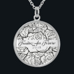 Colar Rosas B e W Famílias Esterlentes São Para Se<br><div class="desc">Colar mostrado em Sterling Silver com um impressão de vários rosa em preto-e-branco e texto de "Famílias São para Sempre 2018" em roteiro de rico de preto. Personalize este colar com uma data especial ou/e escolha seu estilo ou cores de alteração. Ou comprar como projetado. Disponível também em Prata Esterlante...</div>