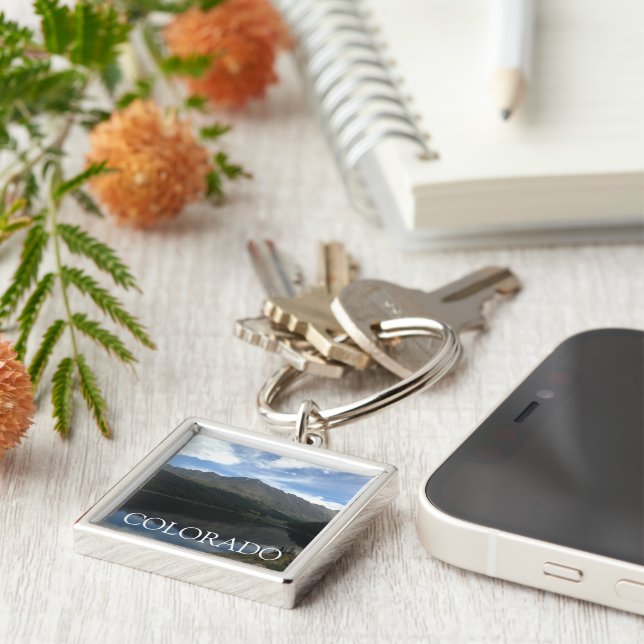 Colorado BeauBonages Serene Lake Chaveiro (Lateral)