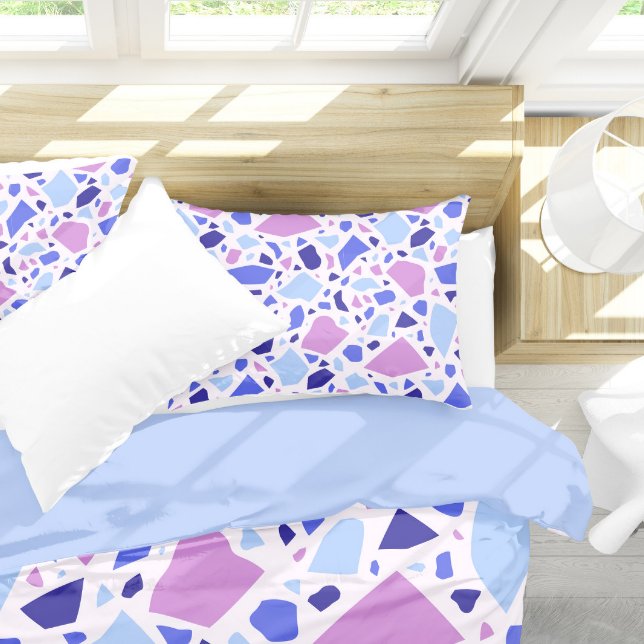 Colorir Terrazzo Pattern (Colorful Terrazzo Pillow Case On Bed)