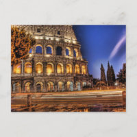 Colosso de Roma sob o Cartão Postal do Céu Noturno