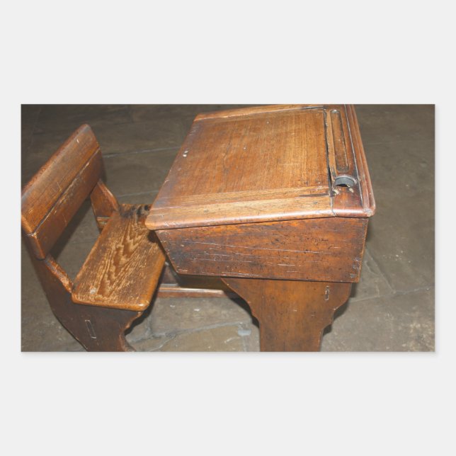 Coluna de madeira velha e autocolantes (Frente)