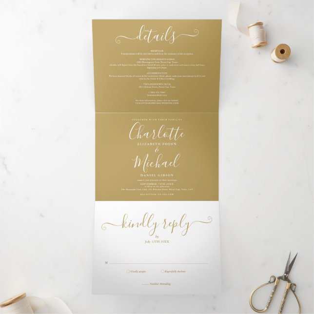 Com Dobra Tripla Convite de Casamento Foto Dourado Elegante Script (Dentro)