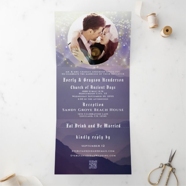 Com Dobra Tripla Convite de Casamento Tri-Fold Purple Mountain (Dentro)