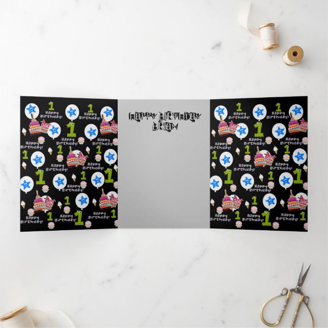 Com Dobra Tripla Parabéns Primeiro Cartão de Aniversário, #1 Aniver (Dentro)