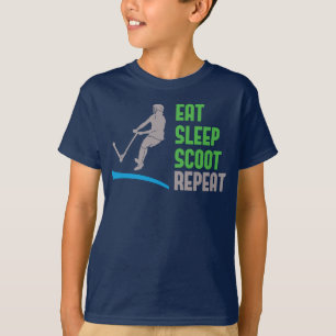 Coma o sono SCOOT a repetição, t-shirt dos miúd