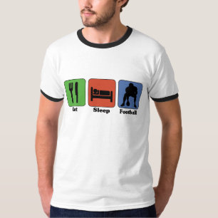 Coma o t-shirt do futebol do sono