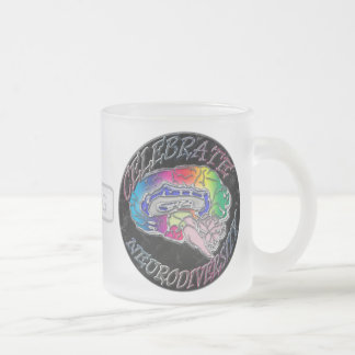 Comemore a caneca Monogrammed de Neurodiversity