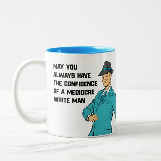 Confiança numa caneca mediocre de homem branco (Esquerda)