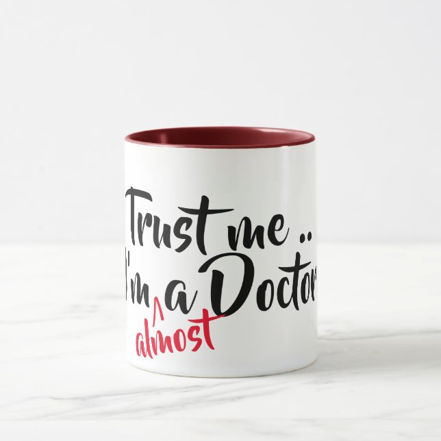 confie que eu mim é quase uma caneca médica legal (Centro)