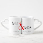 Conjunto De Caneca De Café Newlyweds, Sr. E Sra. Personalizada Dono De Casame<br><div class="desc">Só a coisa para os recém-casados é um belo par de canecas de amor que podem ser facilmente personalizadas com os nomes dos casais e a data do seu casamento.  Um presente especial de casamento e manter o dia do casamento.</div>
