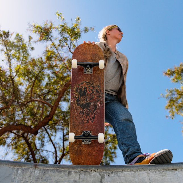 Conjunto de Skate Tigre Rugindo em Ferrugem Angust (Ao ar livre 1)