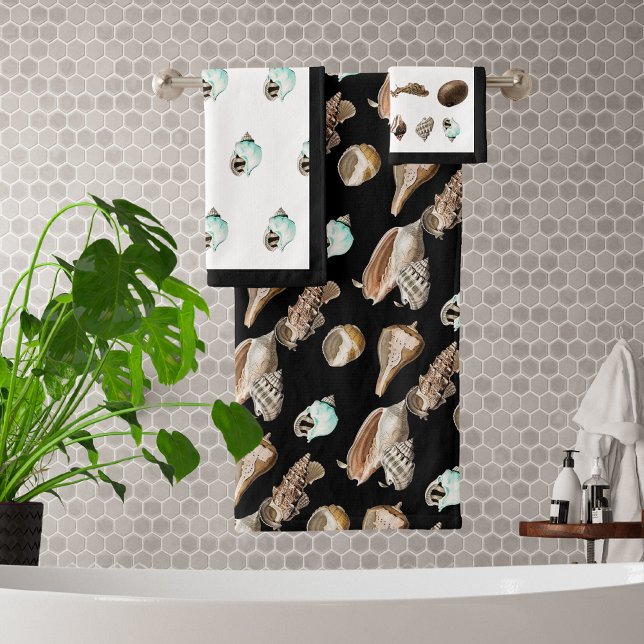 Conjunto De Toalhas Banheira Náutica Moderna com casca de creme negra (Criador carregado)