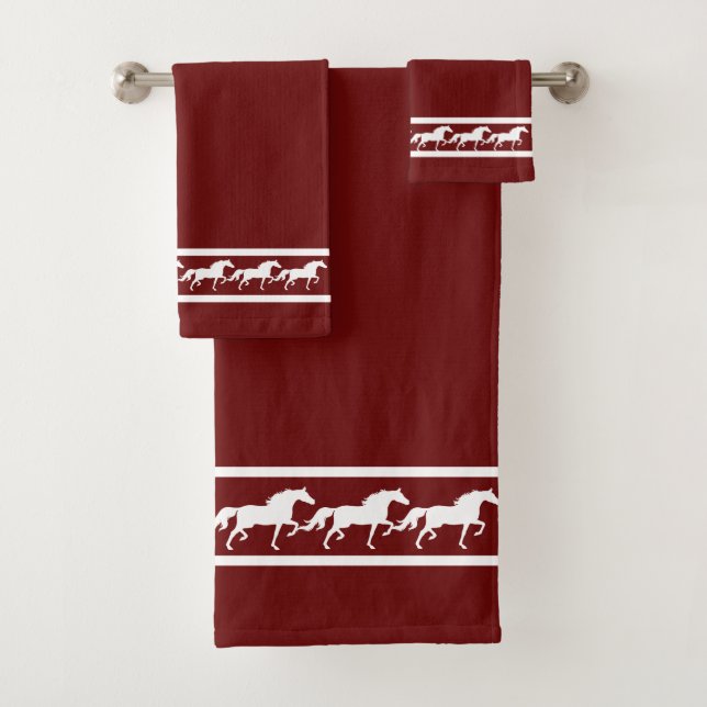 Conjunto De Toalhas Cavalos Brancos Elegantes e Chiques em Marrom (Insitu)