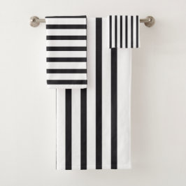 Conjunto de toalhas de distribuição branca e preta