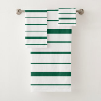 Conjunto De Toalhas Design Listrado Verde em Banheiro Branco