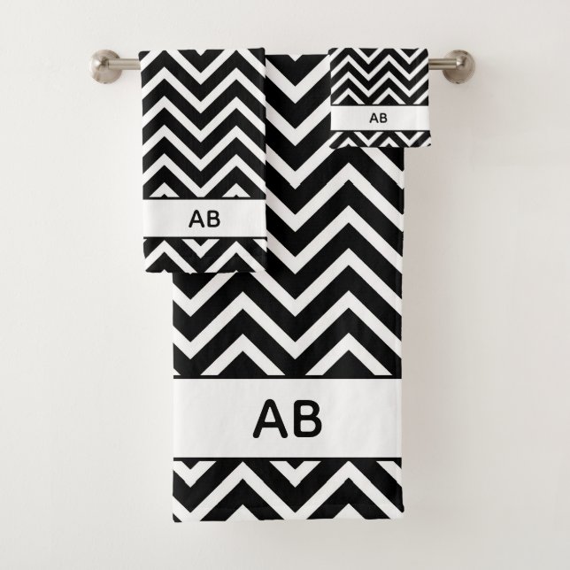 Conjunto De Toalhas Elegant Chevron Pattern on Black White Monogrammed (Insitu)