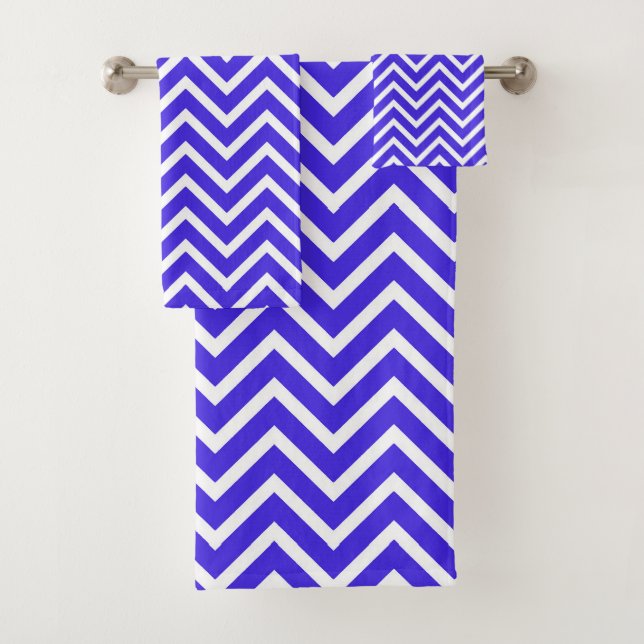 Conjunto De Toalhas Elegant Chevron Pattern on Royal Blue and White (Insitu)