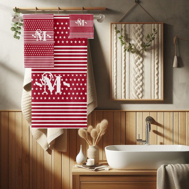 Conjunto De Toalhas Estrelas do Dia da Independência Branca Vermelha e (Red White Independence Day Stars & Stripe Monogram Bath Towel Set)
