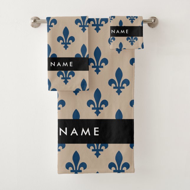 Conjunto De Toalhas Fleur de Lis, Navy Blue on Beige, Royal, Your Name (Insitu)