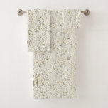 Conjunto De Toalhas Monogram Initials Neutral Boho Florals Botanicals<br><div class="desc">Pretty boho neutral florals on this bath towel set. Monogram the hand towel and the bath towel with one or more initials.  Set includes wash cloth,  hand towel and bath towel. 
Makes a nice bridal shower or wedding gift,  or spruce up your older bathroom.</div>