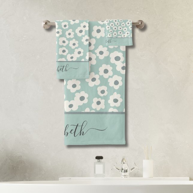 Conjunto De Toalhas Monograma de Roteiro Boho Verde Sálvia Branco Cinz (Boho Mint Green White Gray Floral Wildflowers Bath Towel Set Monogrammed name)