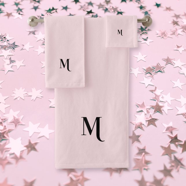 Conjunto De Toalhas Monograma Preto Elegante Moderno Cor-de-Rosa Inici (Modern Elegant Black Monogram Initial Pastel Pink Bath Towel Set)