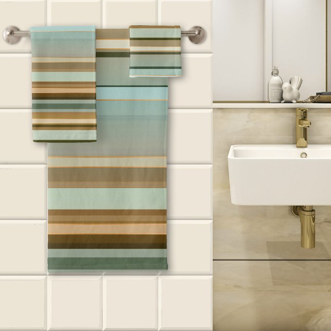 Conjunto De Toalhas Padrão Listrado Multicor Inspirado na Natureza Ele (A lovely striped bathroom towel set in a variety of nature inspired colors with tiny rose gold lines)