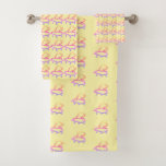 Conjunto De Toalhas Pale Yellow Piano Embellished<br><div class="desc">Plush bath towel set for wedding gift, bridal shower, or guest bathroom. A blend of cotton and polyester makes a luxurious feel to these towels. Turn your bathroom into your own personal oasis with a custom towel perfect for drying you off in style. Towel set is a great gift for...</div>