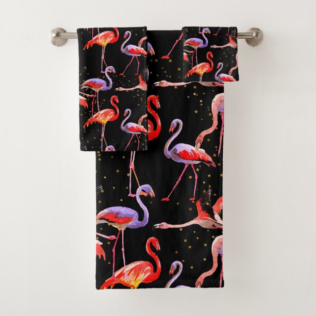 Conjunto De Toalhas Toque Flamingo com fundo preto (Insitu)