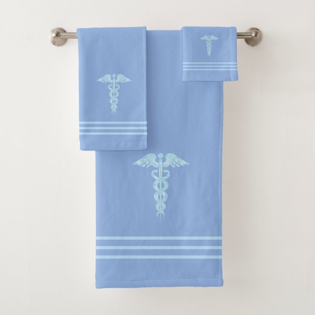 Conjunto De Toalhas Turquesa leve Caduco e faixas no céu azul (Insitu)