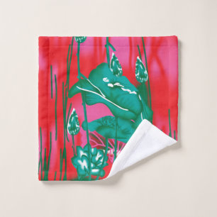 Conjunto De Toalhas Um cachecol vermelho e verde com flores e folhas