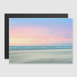 Convite Abstrato de pôr do sol na praia em Haia