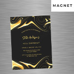 Convite Aniversário do luxo moderno de ouro negro<br><div class="desc">Um fundo negro. Decorado com restos de ouro falsos. Personalize e adicione seu nome e detalhes da festa.</div>