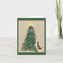 Beagle Com Guaxinim na Árvore de Natal