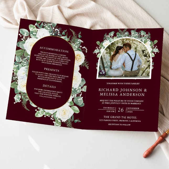 Convite Casamento Código QR Marrom Floral de Marfim (Criador carregado)