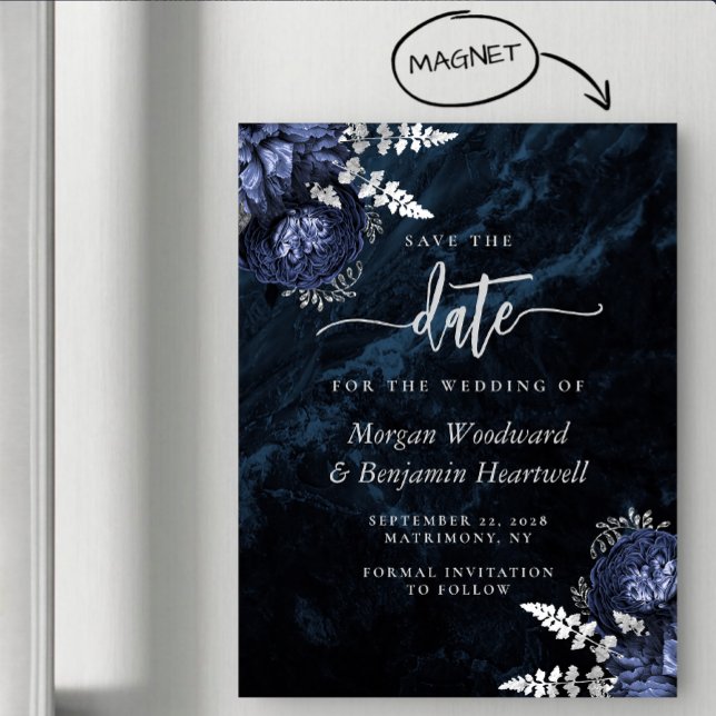 Convite Chic Navy Blue Silver Floral Wedding Save the Date (Criador carregado)