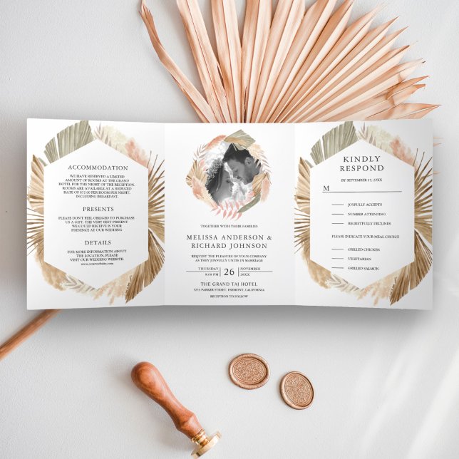Convite Com Dobra Tripla Boho Pampas Wreath Secou Palma 3 em 1 Casamento (Criador carregado)
