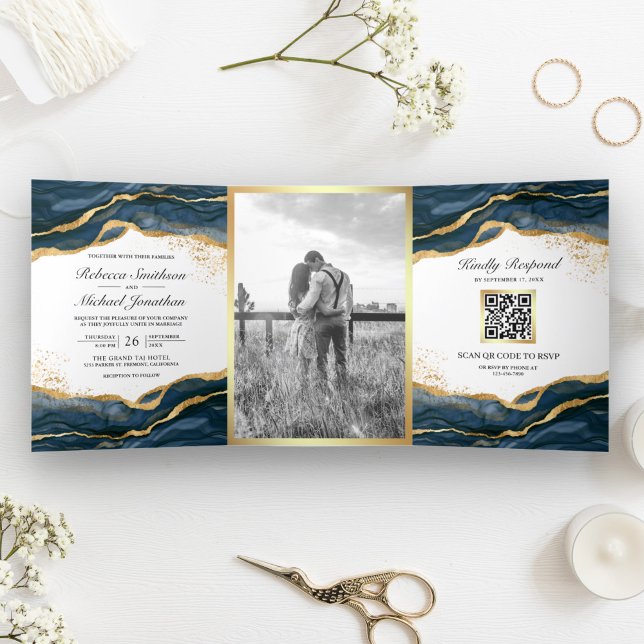Convite Com Dobra Tripla Casamento Código QR de Tinta Abstrata Azul Naval D (Criador carregado)