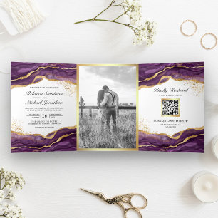 Convite Com Dobra Tripla Casamento Código QR de Tinta Abstrata Dourado Roxo