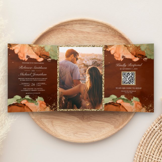 Convite Com Dobra Tripla Casamento Código QR de Tinta Abstrata Laranja Quei (Criador carregado)