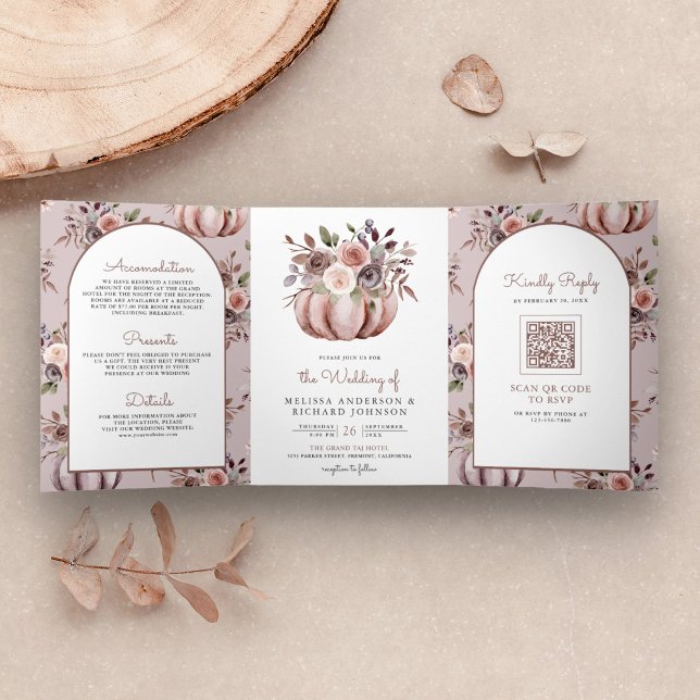 Convite Com Dobra Tripla Casamento Código QR Floral Abóbora Neutro Boho Rús (Criador carregado)