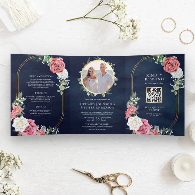 Convite Com Dobra Tripla Casamento Código QR Rosa Rosa Boho Rústico Floral  (Criador carregado)