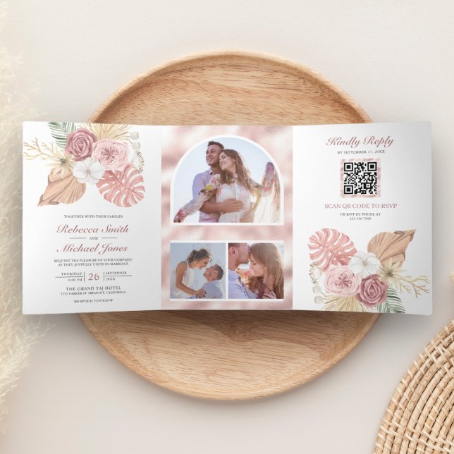 Convite Com Dobra Tripla Casamento Código QR Rosas Rosa Empoeiradas Boho Rú (Criador carregado)