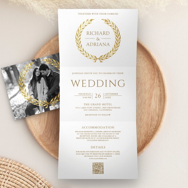 Convite Com Dobra Tripla Casamento com Código QR Mínimo de Louro Dourado Br (Criador carregado)