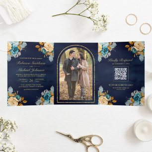 Convite Com Dobra Tripla Casamento de Foto com Código QR Floral Creme Azul 