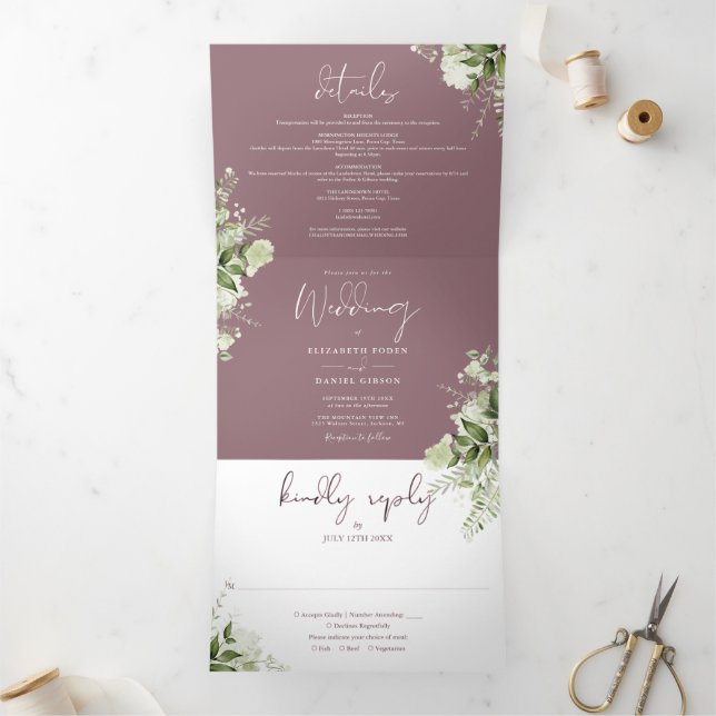 Convite Com Dobra Tripla Casamento de Foto Floral Verde Elegante Malva (Dentro)