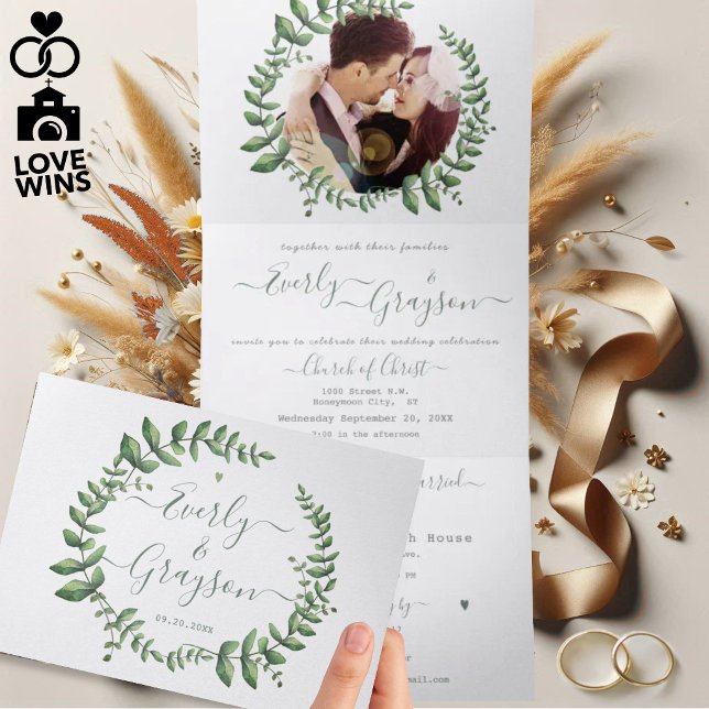 Convite Com Dobra Tripla Casamento de Grinalda Floral Verde Moderna Simples (Criador carregado)