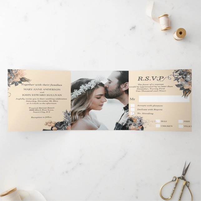 Convite Com Dobra Tripla Casamento de rosa de prata de pêssego de verão da  (Dentro)